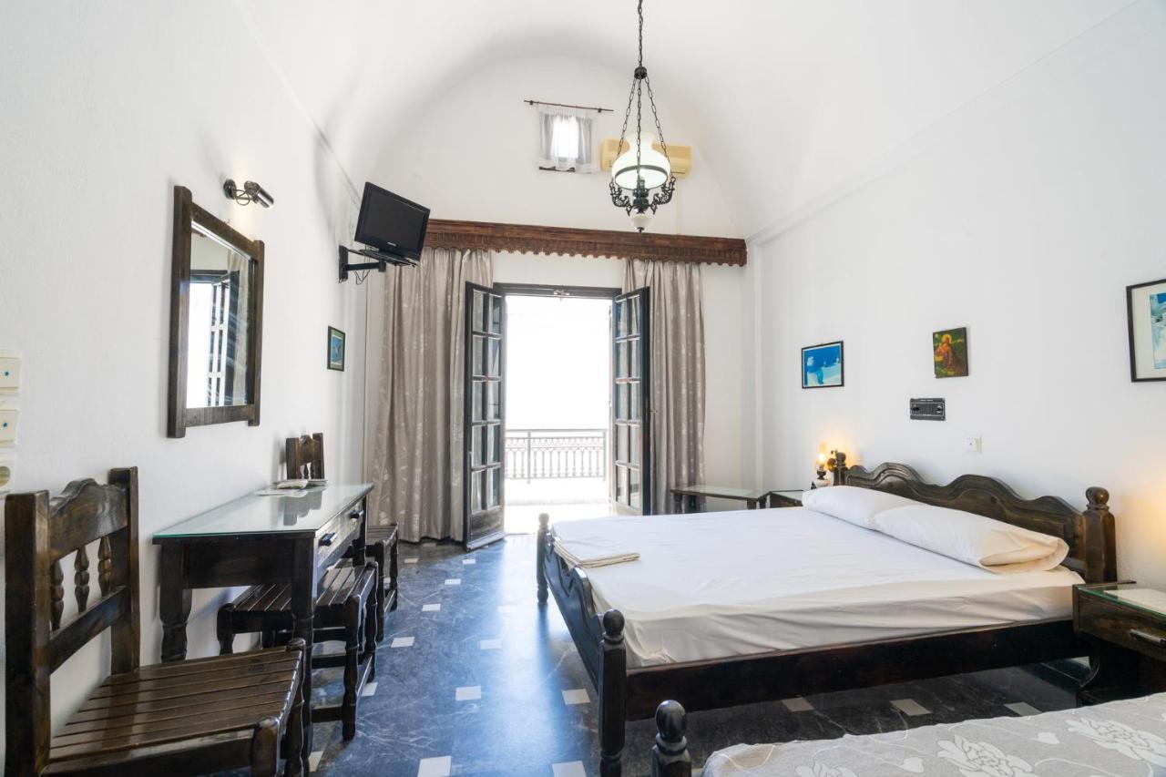Kamári Hotel Koralli מראה חיצוני תמונה