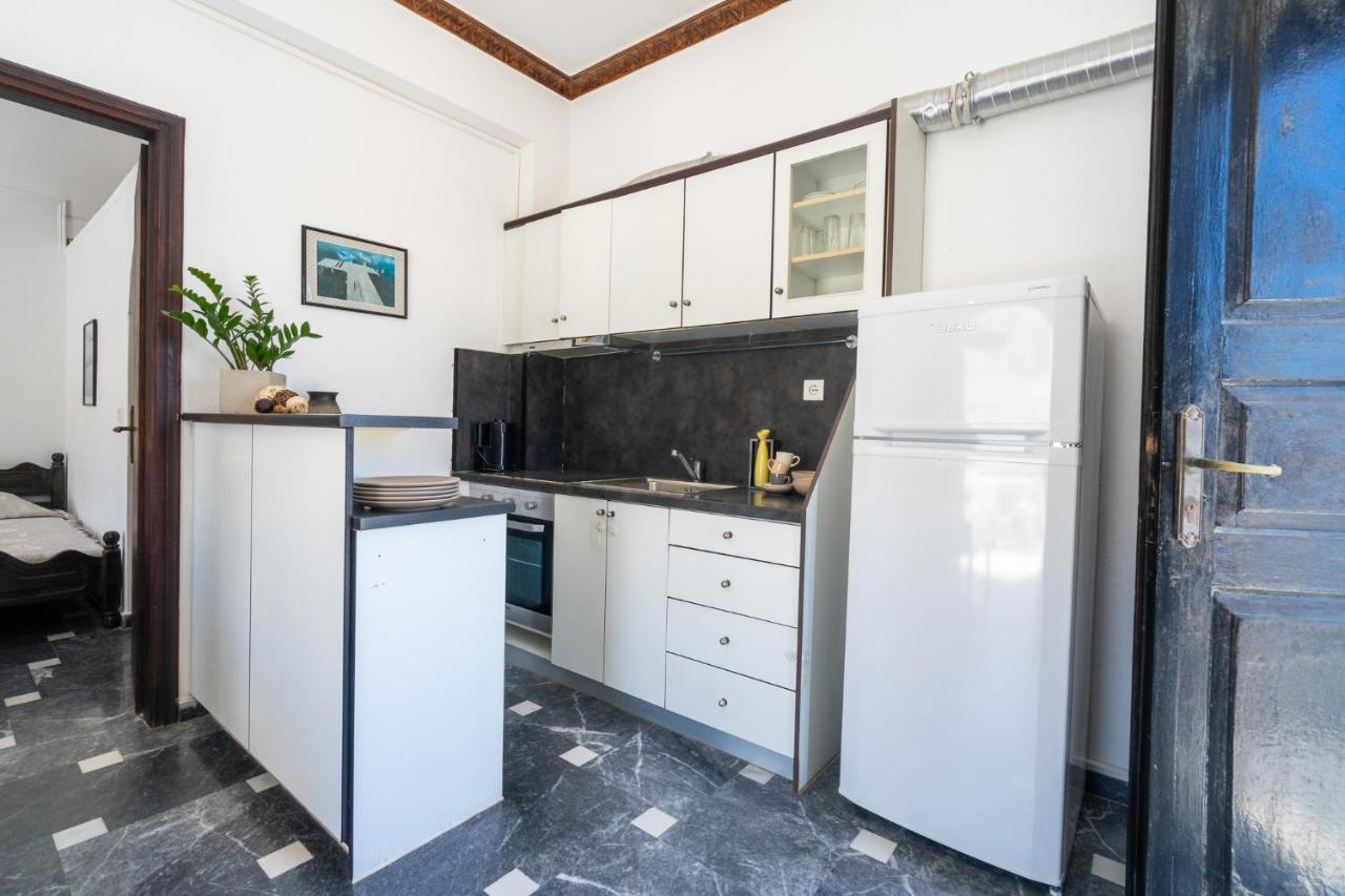 Kamári Hotel Koralli מראה חיצוני תמונה