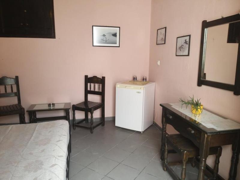 Kamári Hotel Koralli מראה חיצוני תמונה