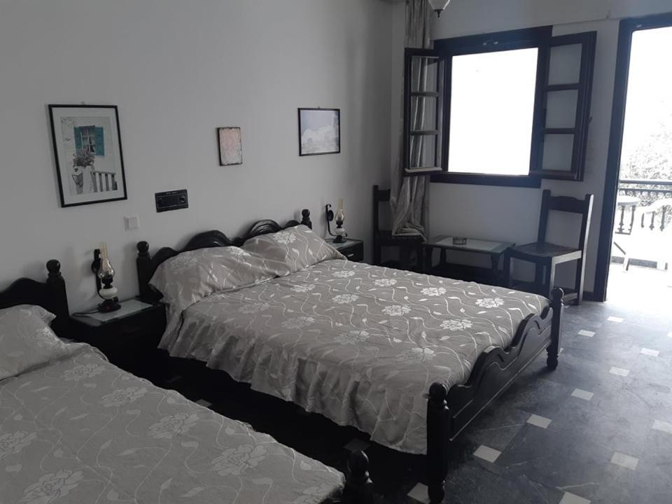 Kamári Hotel Koralli מראה חיצוני תמונה