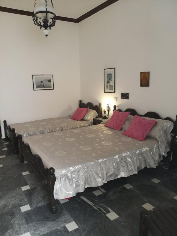 Kamári Hotel Koralli מראה חיצוני תמונה