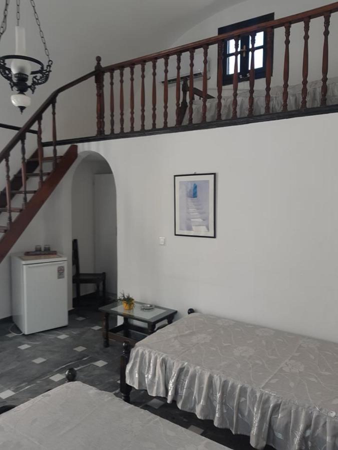 Kamári Hotel Koralli מראה חיצוני תמונה