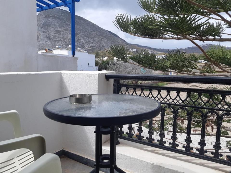 Kamári Hotel Koralli מראה חיצוני תמונה
